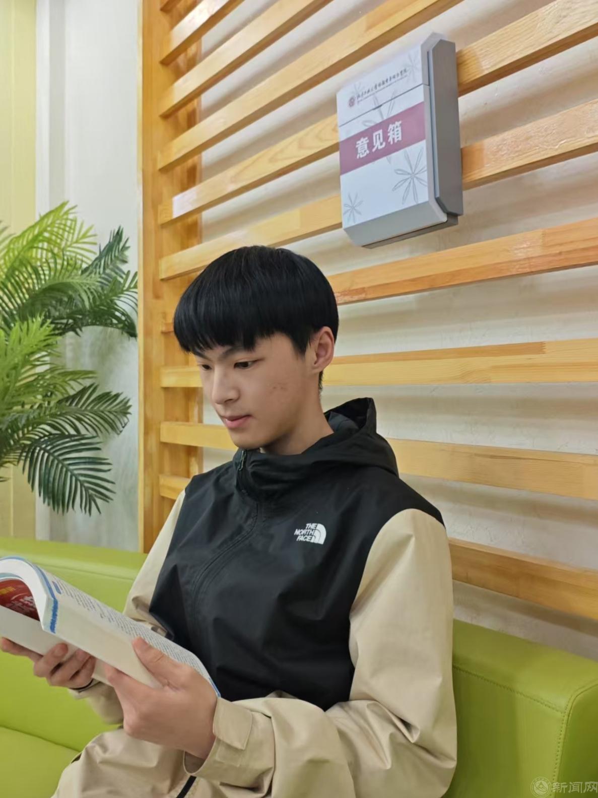 微信图片_20250423153713.jpg 微信图片_20250423153713.jpg