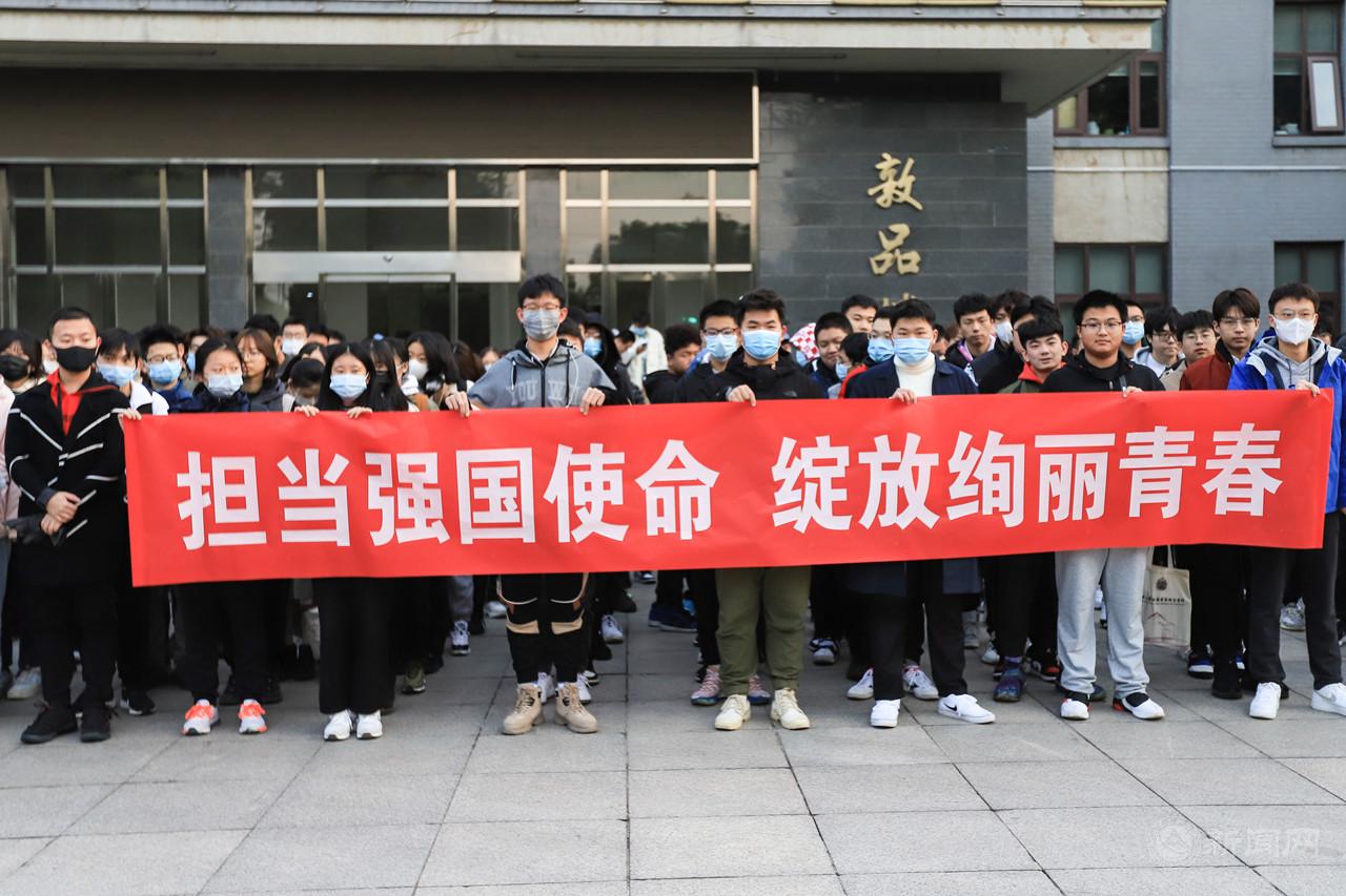 2bd9d35ca2a38c6cf2672e1e65bb443.jpg 2bd9d35ca2a38c6cf2672e1e65bb443.jpg